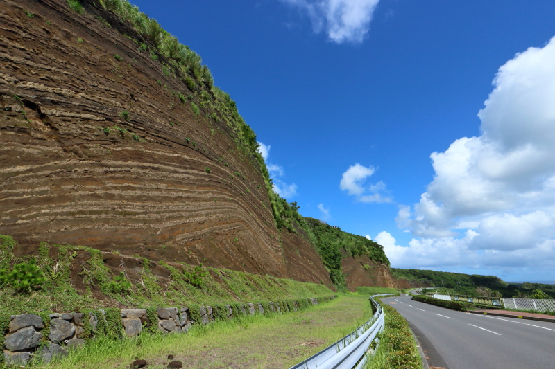 Canon EOS M2 + EF-M11-22mm F4-5.6 IS STM